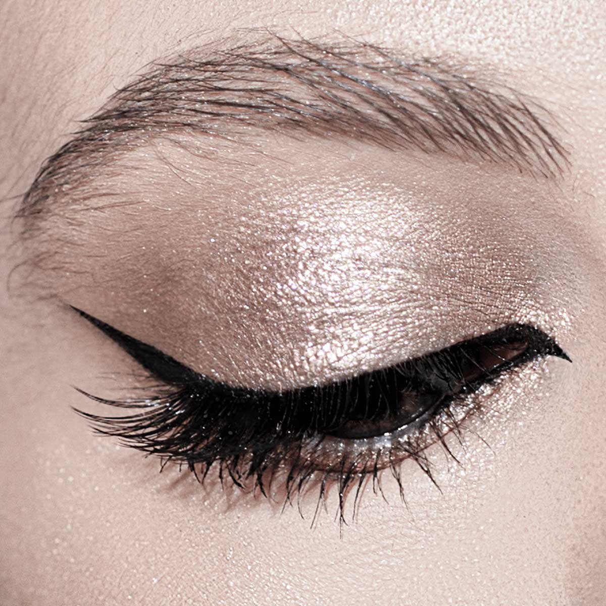 ADOREYES Obsidian Peptide Complex Eyeliner - Image 3